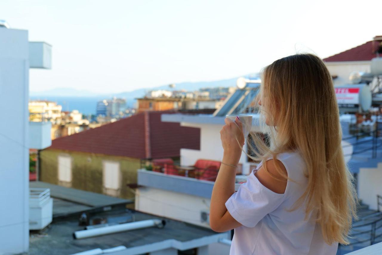 Saranda Inn Rooms & Apartments Bagian luar foto