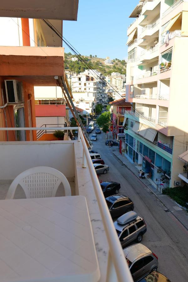 Saranda Inn Rooms & Apartments Bagian luar foto